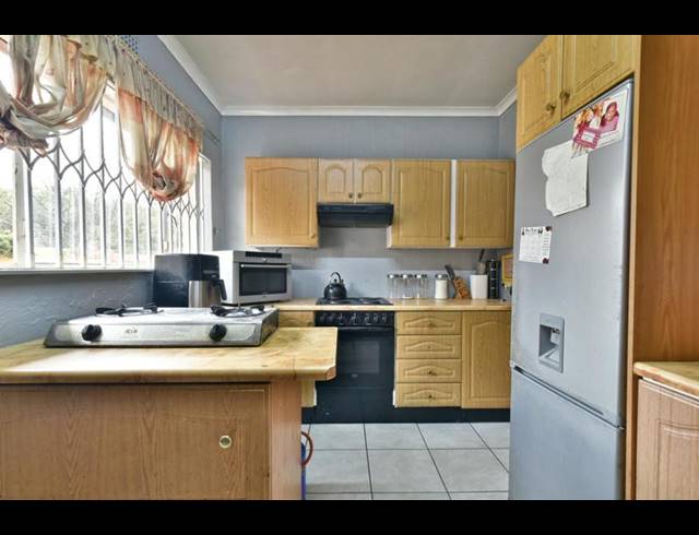 3 BEDROOM HOUSE FOR SALE IN BRACKENDOWNS